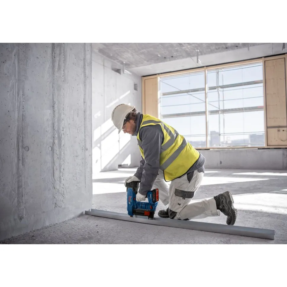 Akkubetoninaulain Bosch Professional GNB 18V-38 18V 2x4,0Ah ProCore-akuilla + XL-Boxx