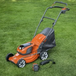Akkuruohonleikkuri Husqvarna LC 137i 36V ilman akkua