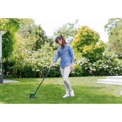 Akkutrimmeri Bosch EasyGrassCut 18-260 18V 2x2,0 Ah akuilla