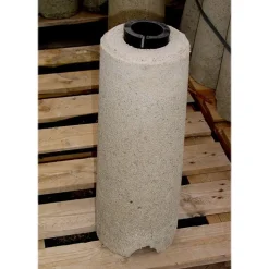 Betonijalusta PIKE 60 mm pihakeskukselle/ulkovalaisimille