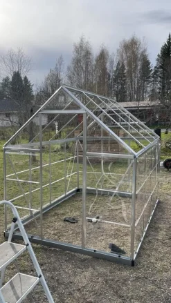 Kasvihuone Palram-Canopia Hybrid 4,6 m² 6x8 ft hopea