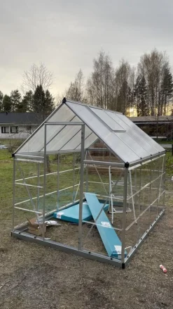 Kasvihuone Palram-Canopia Hybrid 4,6 m² 6x8 ft hopea