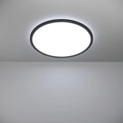 Kattovalaisin Eglo Rovito LED CCT IP44 eri kokoja