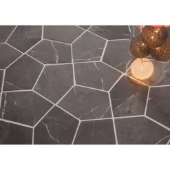 Luonnonkivilaatta Qualitystone Pentagon Grey, 150x100mm