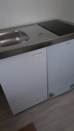 Minikeittiö MKZT-100, leveys 100cm, keraamisella liedellä