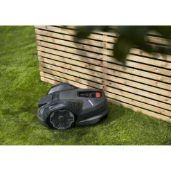 Rajalangaton robottiruohonleikkuri Husqvarna Automower 310E Nera 1000 m²