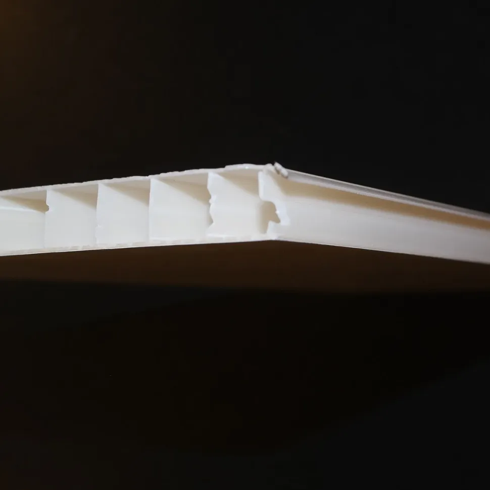 Sokkeli Ideal Keittiöt 2500x150x13mm vedenkestävä mattavalkoinen