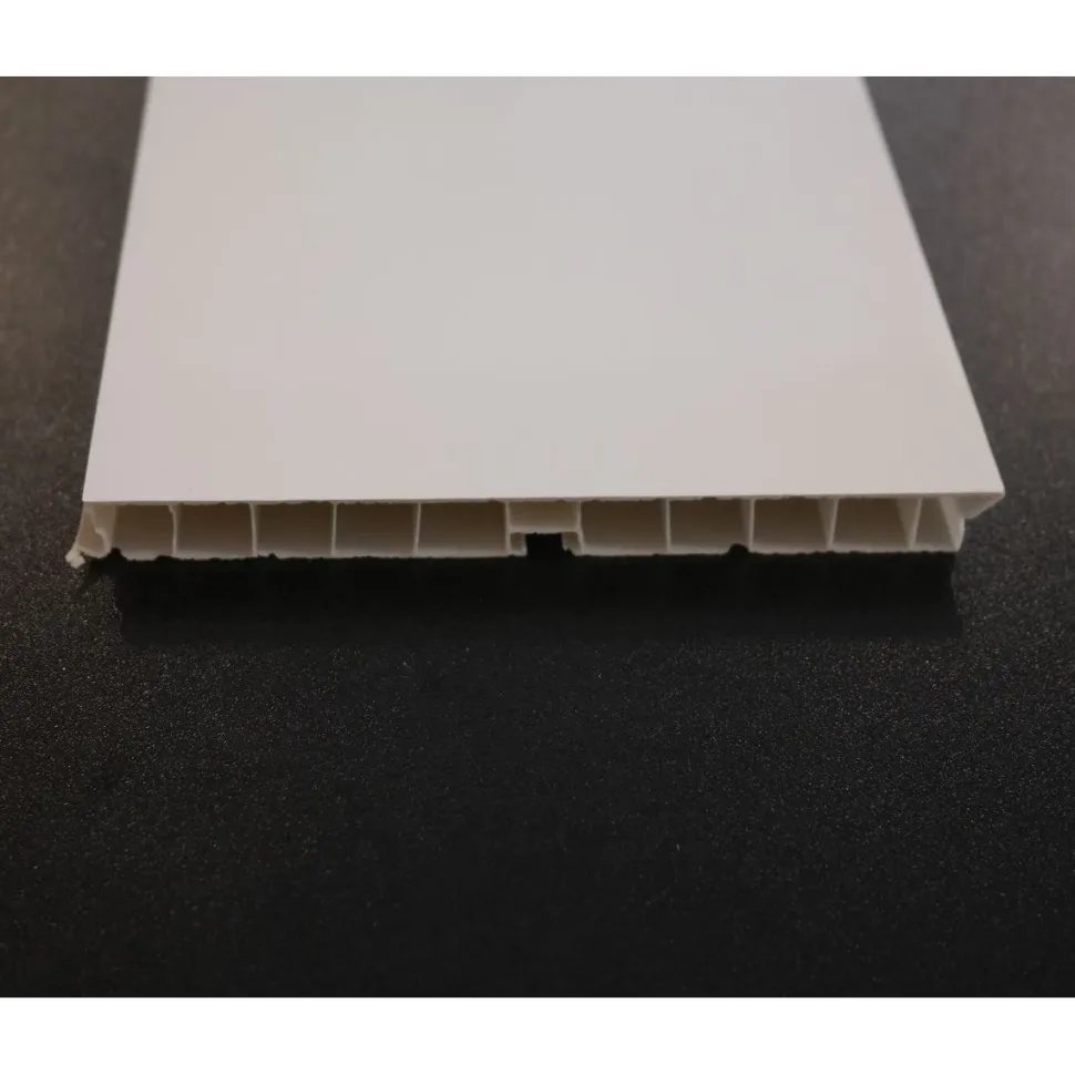Sokkeli Ideal Keittiöt 2500x150x13mm vedenkestävä mattavalkoinen