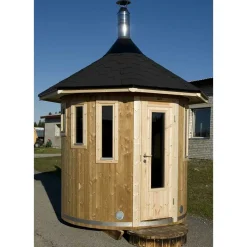Tynnyrisauna Oskar ARCTIC FINLAND HOUSE Ø 2,3x2,5 m sis. kiuas ja hormi
